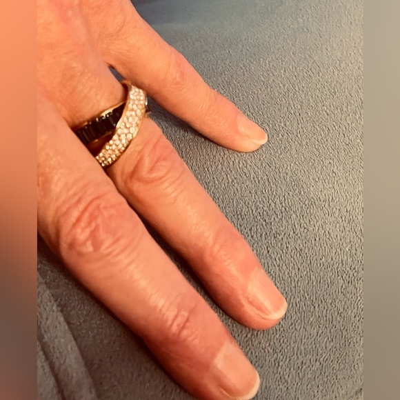 MICHAEL KORS CROSSOVER RING(S) NWT Sz 7 DARK BLUE/WHT PAVÉ CRYSTALS GOLD TONE - Picture 5 of 7